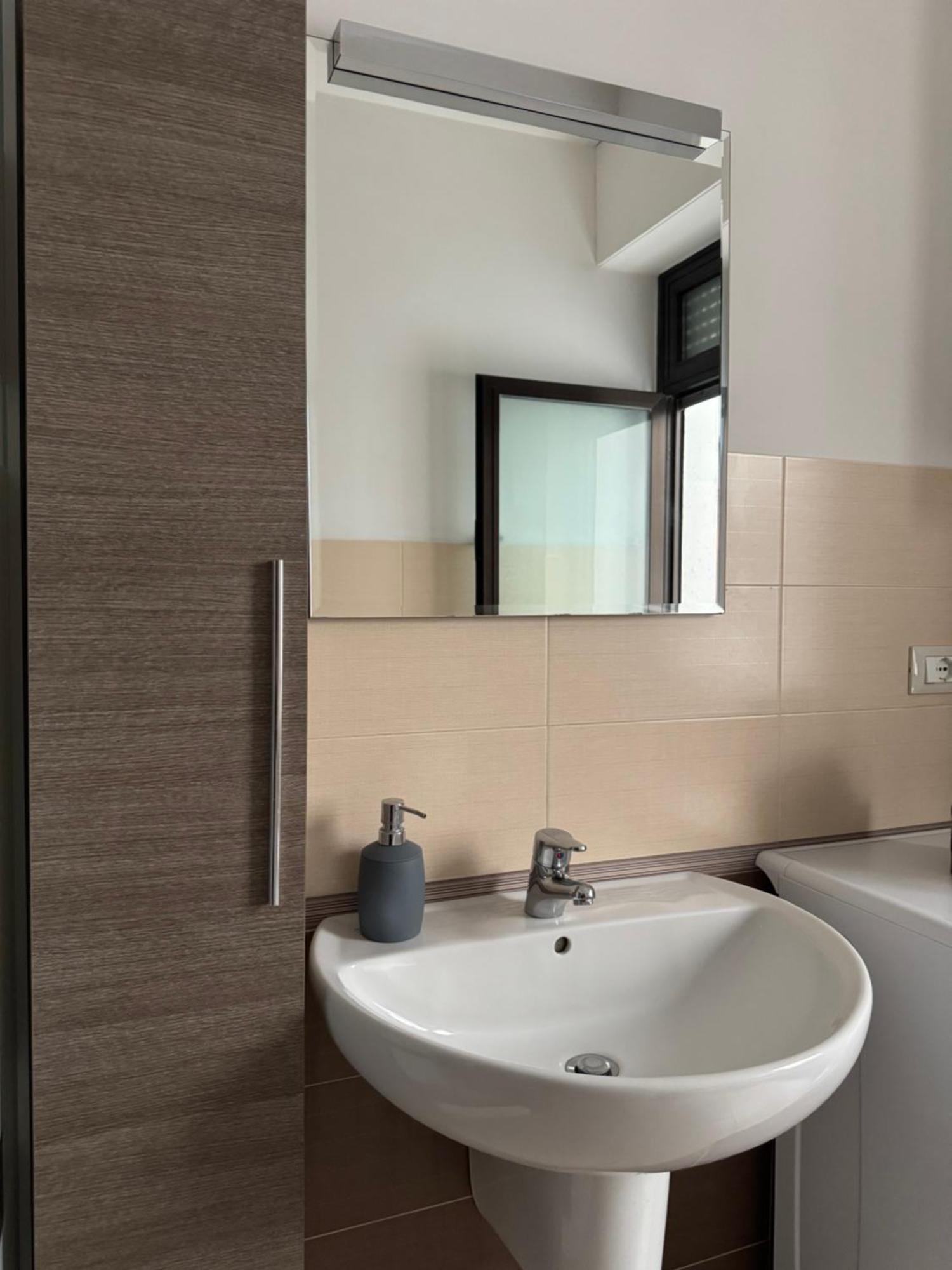 Casa Manthone - Luxrental Apartments بيسكارا المظهر الخارجي الصورة